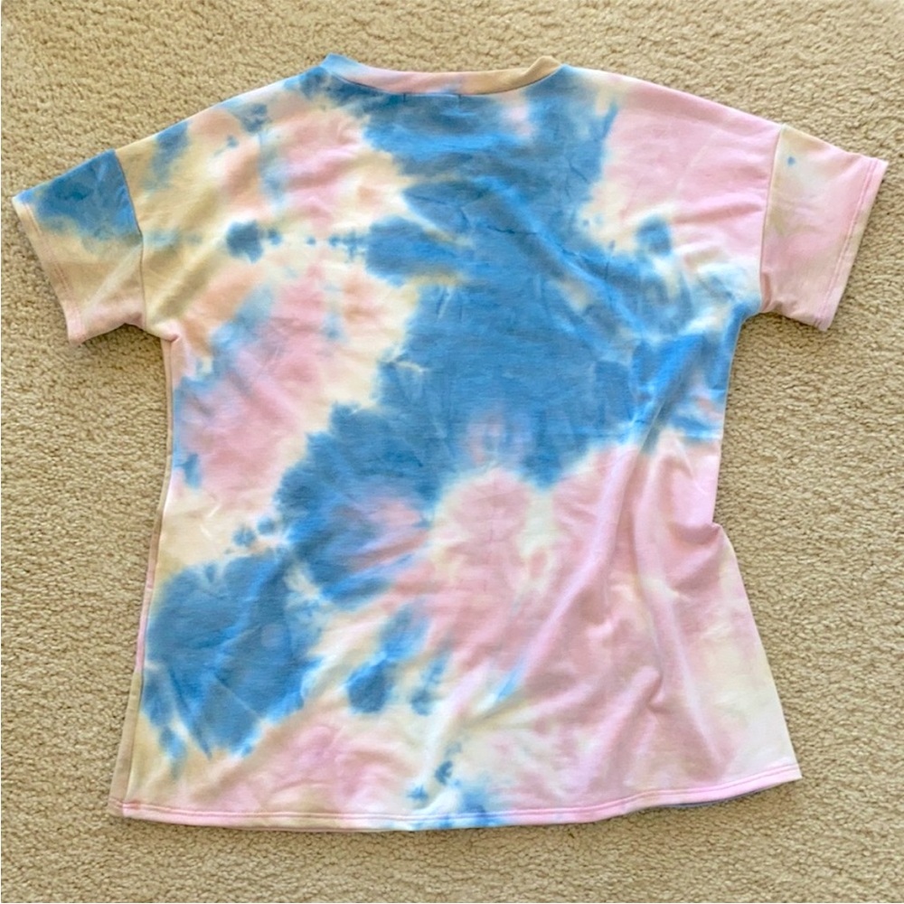 Tie Dye Top & Shorts Lounge Set - Picture 4 of 9